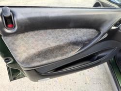 2002 HOLDEN CALAIS VXII GREEN