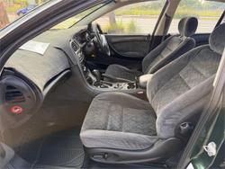 2002 HOLDEN CALAIS VXII GREEN