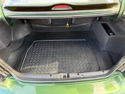 2002 HOLDEN CALAIS VXII GREEN