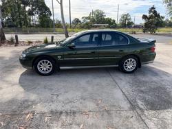 2002 HOLDEN CALAIS VXII GREEN