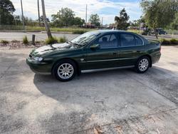 2002 HOLDEN CALAIS VXII GREEN