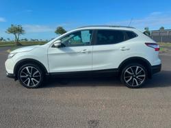 2015 Nissan QASHQAI Ti
