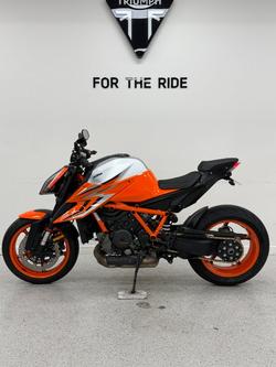 2022 Ktm 1290 SUPER DUKE R Orange