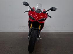 2025 DUCATI PANIGALE V2 S Red