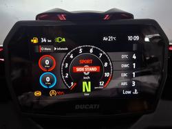 2025 DUCATI PANIGALE V2 S Red