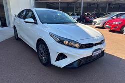 2022 Kia Cerato S