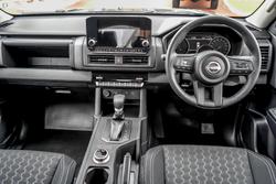 2026 Nissan Navara SL