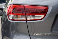 2015 Kia Sorento SLi