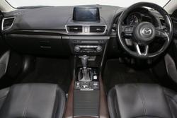 2018 Mazda 3 SP25 GT