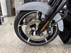 2025 Harley-Davidson Road Glide 117 (FLTRX) Touring Grey