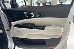 2020 Kia Carnival SLi