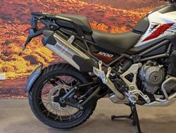 2025 Triumph Tiger 1200 Desert Edition Tiger White