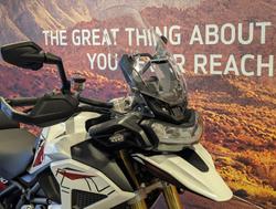 2025 Triumph Tiger 1200 Desert Edition Tiger White