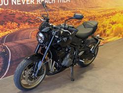 2025 Triumph Trident 800 Trident Black