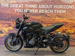 2025 Triumph Trident 800 Trident Black