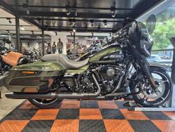 Harley-Davidson Street Glide 117 (flhx)