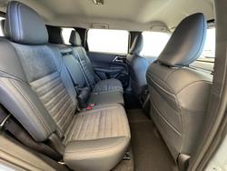 2025 Mitsubishi Outlander Aspire