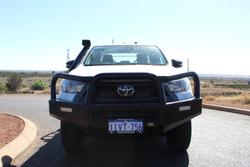 2022 Toyota Hilux SR