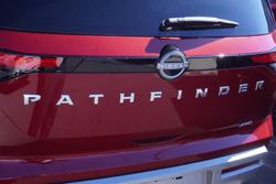 2023 Nissan Pathfinder Ti-L