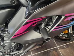 2024 Yamaha YZF-R7LA GREY/BLACK