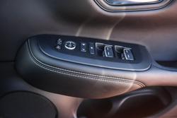 2025 Honda ZR-V VTi L+