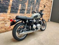 2026 TRIUMPH BONNEVILLE T120 ROAD STONE GREY