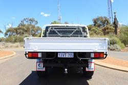 2022 Toyota Hilux SR