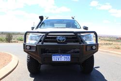 2022 Toyota Hilux SR