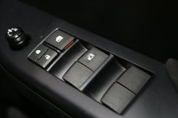 2025 Toyota Hilux SR