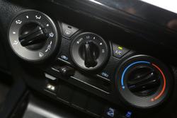 2025 Toyota Hilux SR