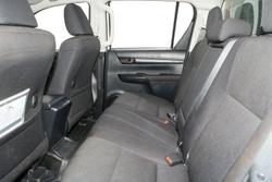 2025 Toyota Hilux SR