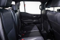 2025 Toyota Landcruiser Prado VX