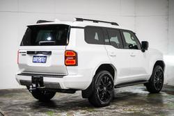 2025 Toyota Landcruiser Prado VX