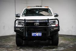 2021 Toyota Hilux SR5