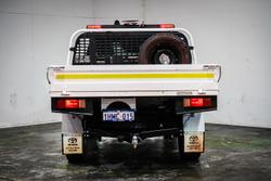 2021 Toyota Hilux SR5