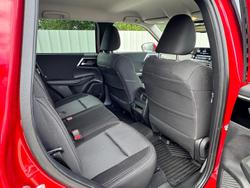 2022 Mitsubishi Outlander LS