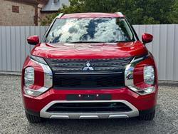 2022 Mitsubishi Outlander LS