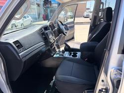 2010 Mitsubishi Pajero Platinum NT MY10 4X4 Cool Silver