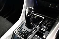 2024 Mitsubishi Eclipse Cross PHEV XLS