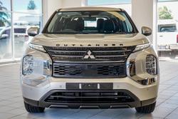 2024 Mitsubishi Outlander ES