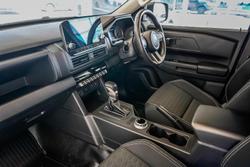 2025 Mitsubishi Triton GLX+