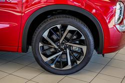 2022 Mitsubishi Outlander PHEV Exceed