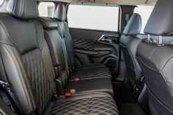 2022 Mitsubishi Outlander PHEV Exceed