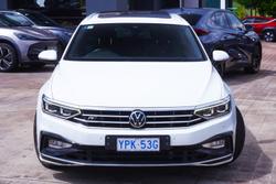 2021 Volkswagen Passat 206TSI R-Line