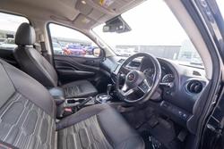 2021 Nissan Navara PRO-4X