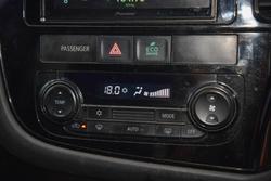 2015 Mitsubishi Outlander LS