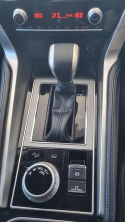 2022 Mitsubishi Pajero Sport GLS