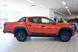 2023 Mitsubishi Triton Xtreme