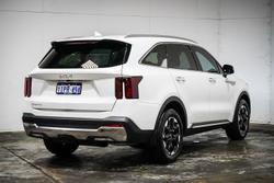 2024 Kia Sorento Sport