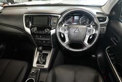 2023 Mitsubishi Triton Xtreme